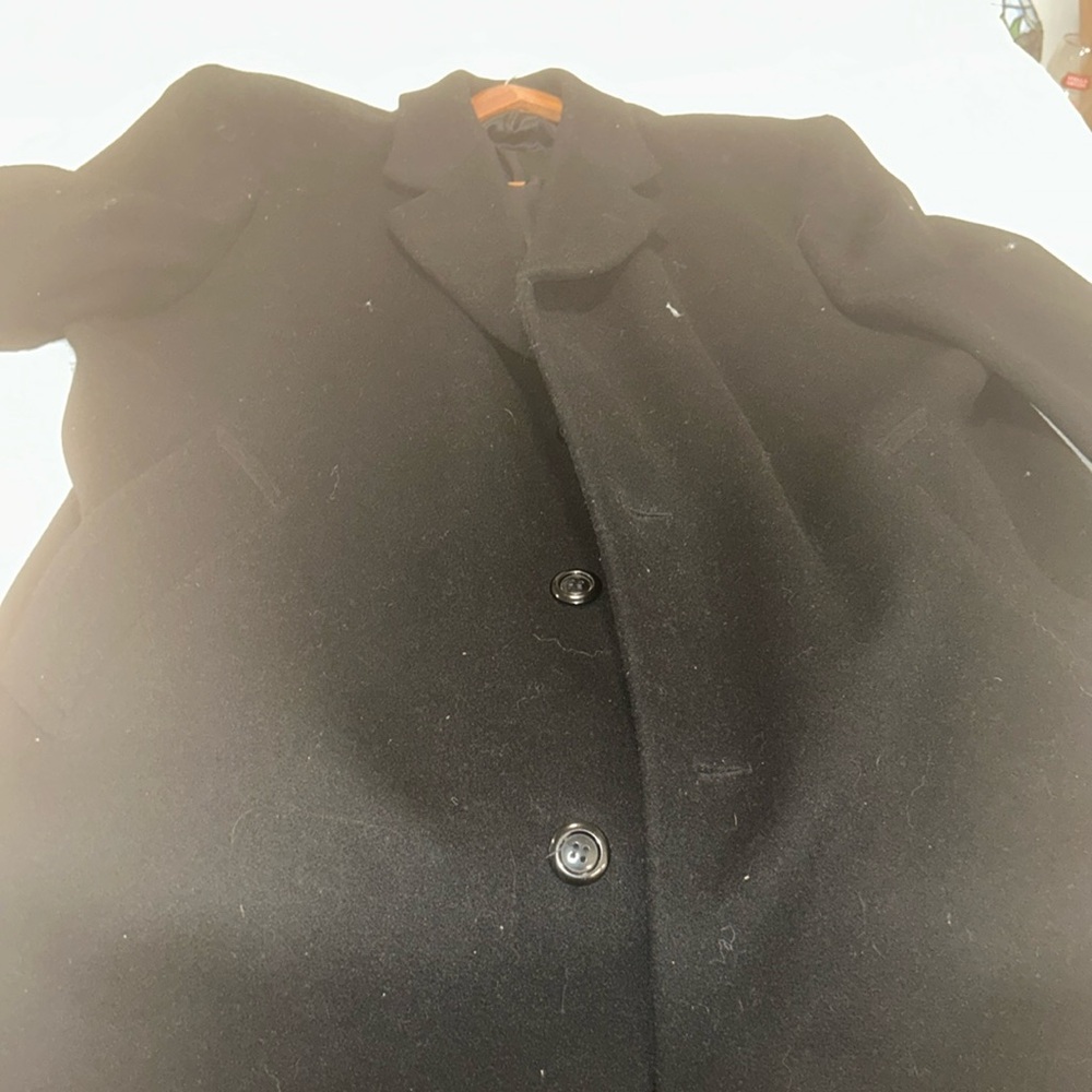 Di Silver cashmere‑blend overcoat—made from wool, nylon, and cashmere